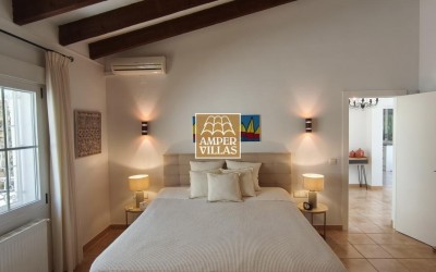 An exclusive property, offering privacy and surrounded by nature